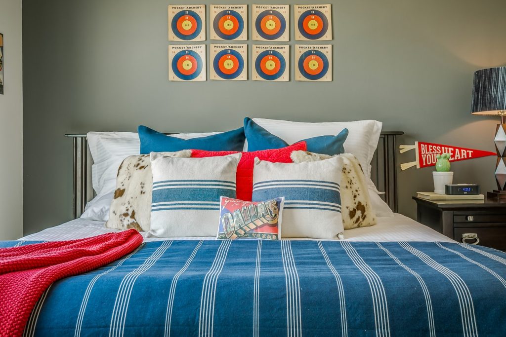 dallas designer airbnb bedroom