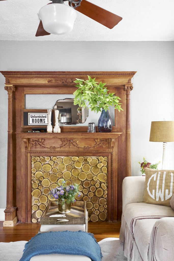 Rustic Vintage Interior design, modern vintage, antique style sitting area 