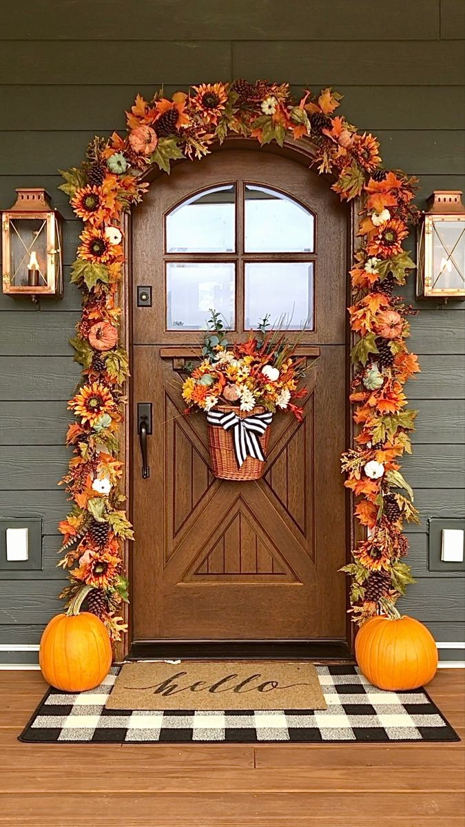 5 Things to Hang on a Door in the Fall | Courtney Warren Home