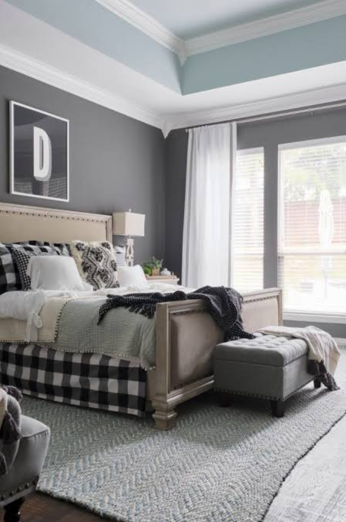 Top 2025 Paint Color Design Trends for Every Room